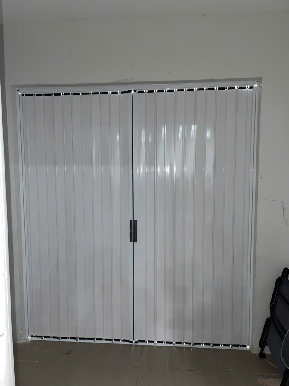 CỬA XẾP LÁ NHÔM 6